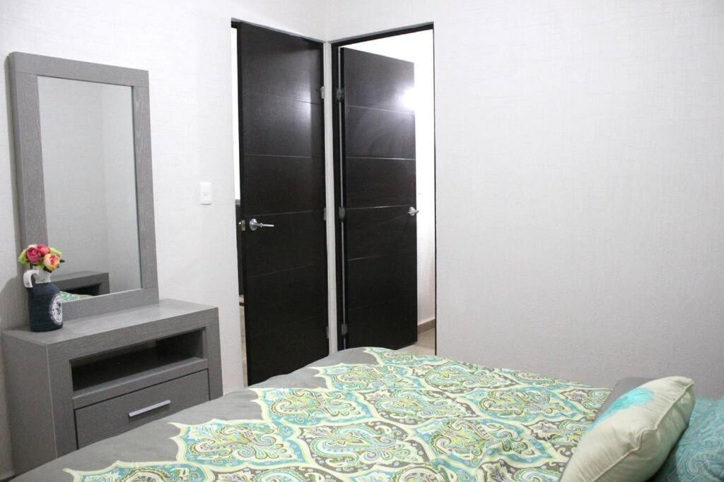 Ferienwohnung Depa De Playa C/Alberca Cerca De La 5A Avenida Playa del Carmen Exterior foto