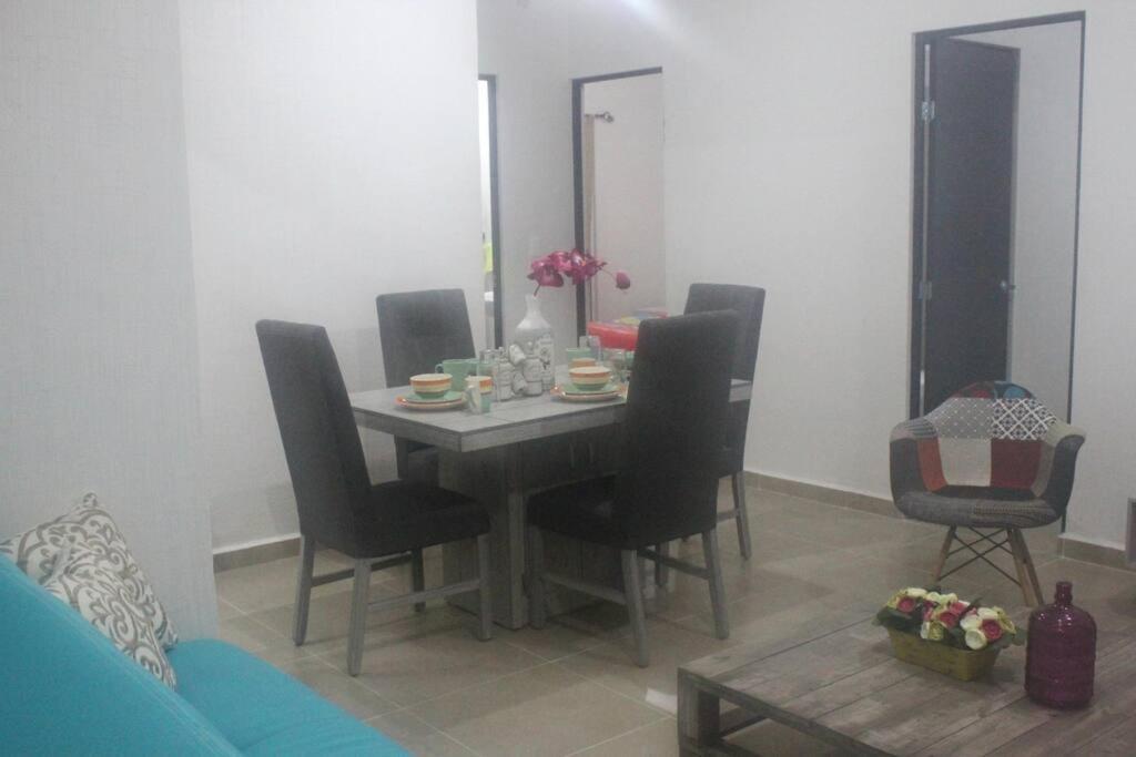 Ferienwohnung Depa De Playa C/Alberca Cerca De La 5A Avenida Playa del Carmen Exterior foto