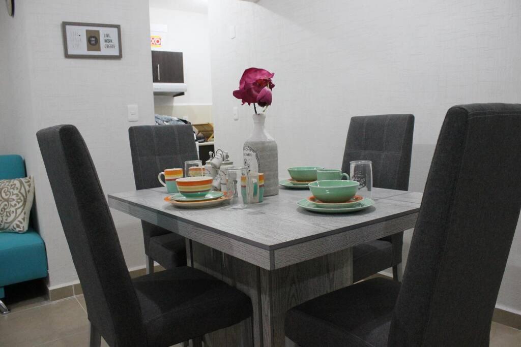 Ferienwohnung Depa De Playa C/Alberca Cerca De La 5A Avenida Playa del Carmen Exterior foto